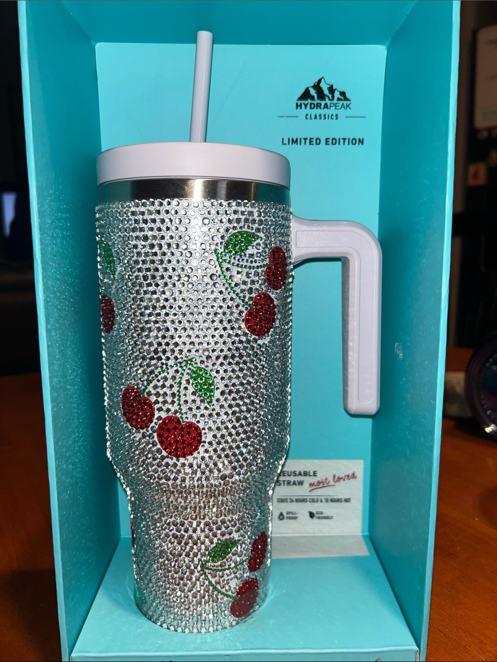 NIB HydraPeak Voyager 40oz Crystal Cherry Tumbler